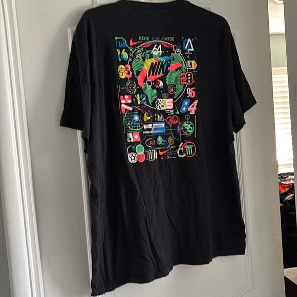 Men’s Nike Tshirts - Picture 5 of 13